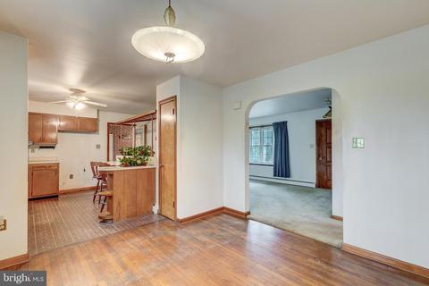 756 Stone Rd, Westminster, MD 21158 photo 9