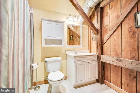 113 Weaver Ln, Hampstead, MD 21074 photo 4