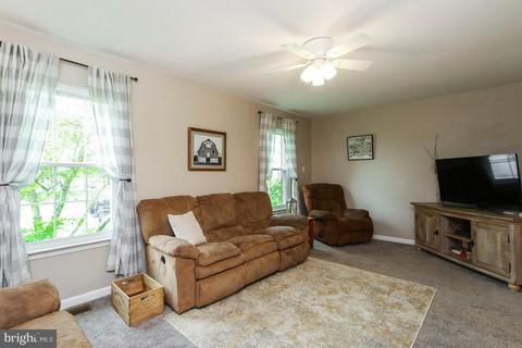 688 Windsor Dr, Westminster, MD 21158 photo 15