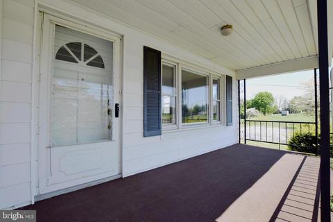 162 Hook Rd, Westminster, MD 21157 photo 4