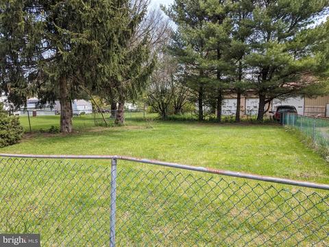 821 S Main St, Hampstead, MD 21074 photo 9