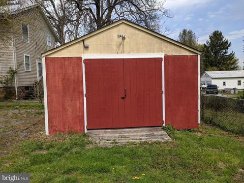 821 S Main St, Hampstead, MD 21074 photo 7