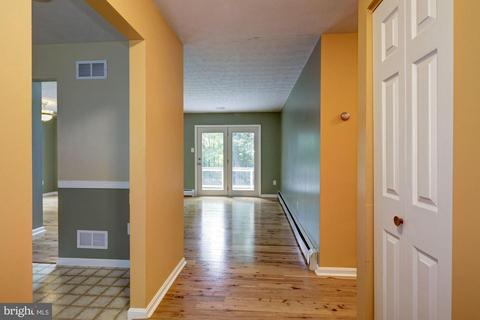 4747 Dave Rill Rd, Hampstead, MD 21074 photo 5