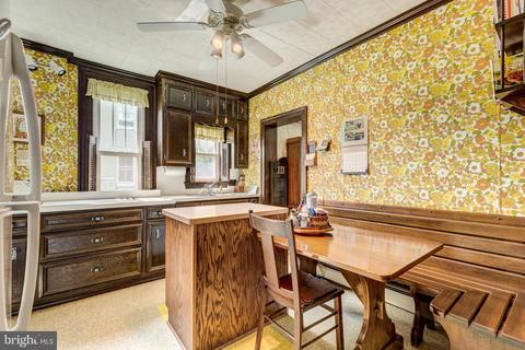 309 E Baltimore St, Taneytown, MD 21787 photo 7