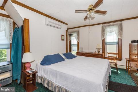 309 E Baltimore St, Taneytown, MD 21787 photo 20