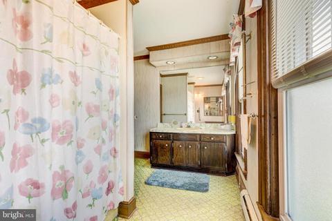 309 E Baltimore St, Taneytown, MD 21787 photo 24