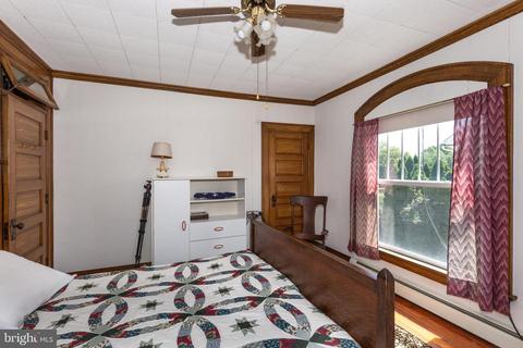 309 E Baltimore St, Taneytown, MD 21787 photo 28