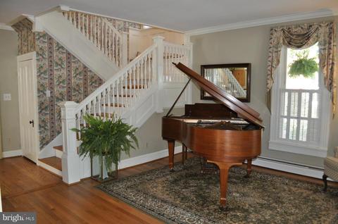 36 Bond St, Westminster, MD 21157 photo 5