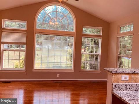 2251 Comanche Dr, Westminster, MD 21157 photo 16