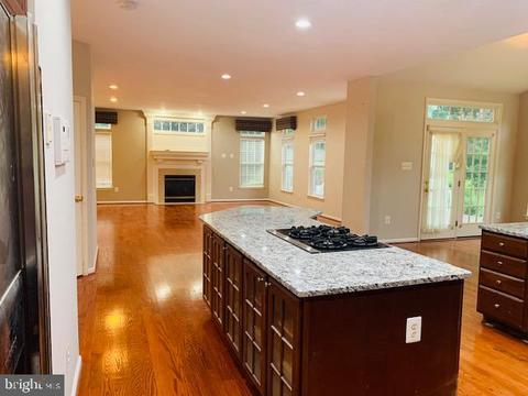 2251 Comanche Dr, Westminster, MD 21157 photo 8