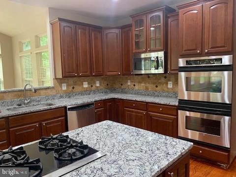2251 Comanche Dr, Westminster, MD 21157 photo 6