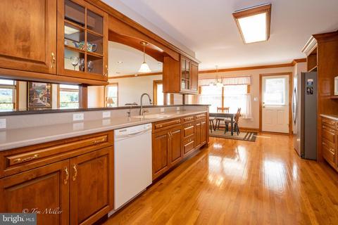 855 Mich Trace Dr, Westminster, MD 21158 photo 11