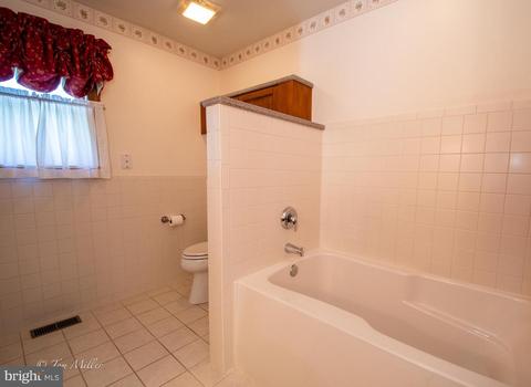 855 Mich Trace Dr, Westminster, MD 21158 photo 19