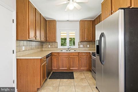 902 Clearview Ave, Hampstead, MD 21074 photo 11