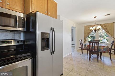 902 Clearview Ave, Hampstead, MD 21074 photo 12