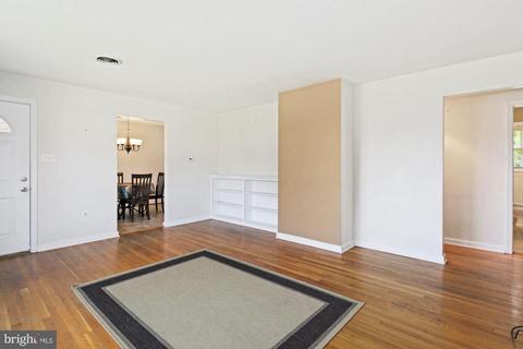 902 Clearview Ave, Hampstead, MD 21074 photo 7