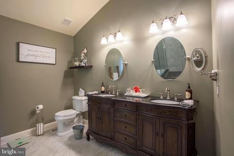 137 Sullivan Rd, Westminster, MD 21157 photo 8