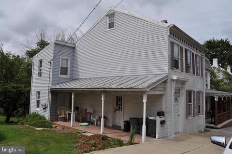 22 E Green St, Westminster, MD 21157 photo 3