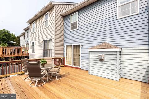 643 Windsor Dr, Westminster, MD 21158 photo 3