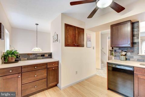 643 Windsor Dr, Westminster, MD 21158 photo 8