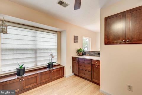 643 Windsor Dr, Westminster, MD 21158 photo 9