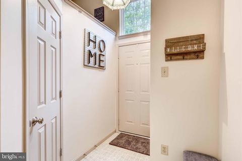 643 Windsor Dr, Westminster, MD 21158 photo 5