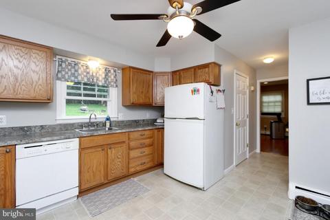 53 Sullivan Rd, Westminster, MD 21157 photo 15
