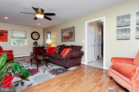 53 Sullivan Rd, Westminster, MD 21157 photo 7
