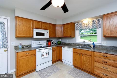 53 Sullivan Rd, Westminster, MD 21157 photo 12