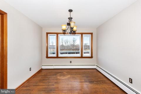802 S Main St, Hampstead, MD 21074 photo 10