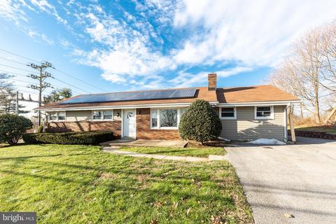 802 S Main St, Hampstead, MD 21074 photo 1