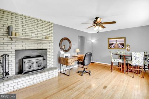 1028 Highfield Dr, Hampstead, MD 21074 photo 5
