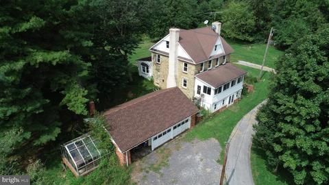 2070 Carousel Dr, Westminster, MD 21157 photo 4