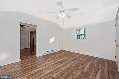 803 Ewing Dr, Westminster, MD 21158 photo 12