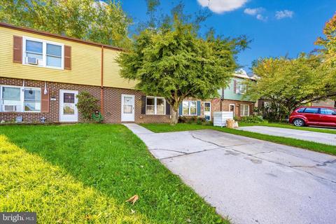 803 Ewing Dr, Westminster, MD 21158 photo 1