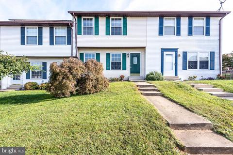 754 Windsor Dr, Westminster, MD 21158 photo 2