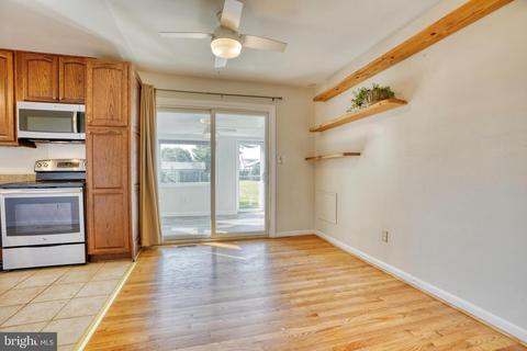 3717 Sue Dan Dr, Hampstead, MD 21074 photo 9