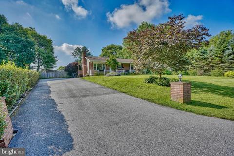 3717 Sue Dan Dr, Hampstead, MD 21074 photo 3