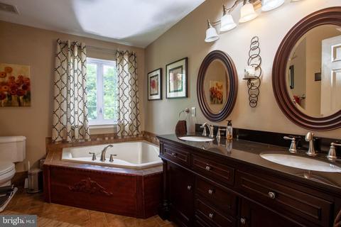 998 Wampler Ln, Westminster, MD 21158 photo 11