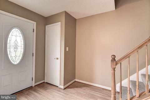 731 Johahn Dr, Westminster, MD 21158 photo 2
