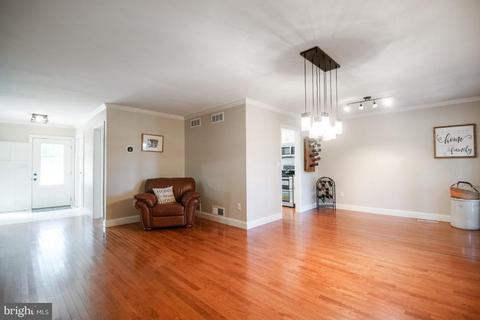 620 Sullivan, Westminster, MD 21157 photo 7