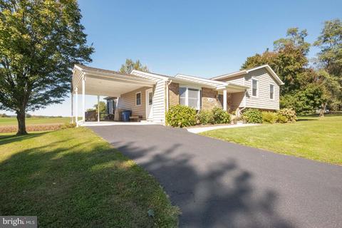 620 Sullivan, Westminster, MD 21157 photo 2