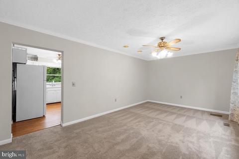 3218 Hooper Rd, New Windsor, MD 21776 photo 5