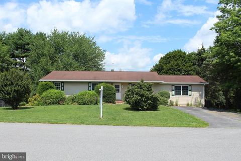 532 Marshall Dr, Westminster, MD 21157 photo 4