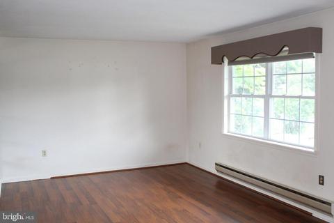 532 Marshall Dr, Westminster, MD 21157 photo 6
