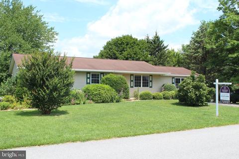 532 Marshall Dr, Westminster, MD 21157 photo 1