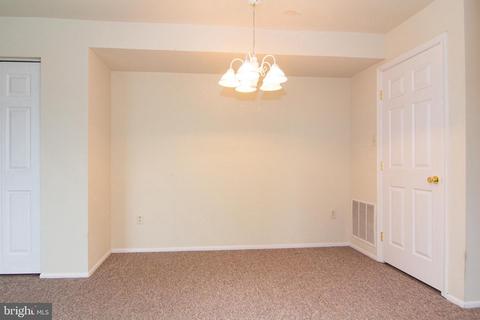 4230 Crystal Ct #3D, Hampstead, MD 21074 photo 11