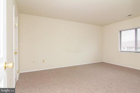 4230 Crystal Ct #3D, Hampstead, MD 21074 photo 18