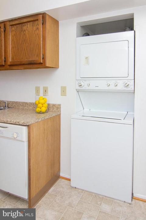 4230 Crystal Ct #3D, Hampstead, MD 21074 photo 10