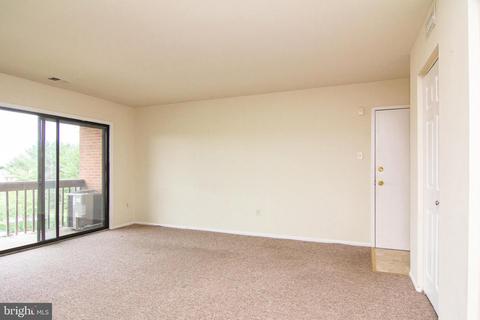 4230 Crystal Ct #3D, Hampstead, MD 21074 photo 3